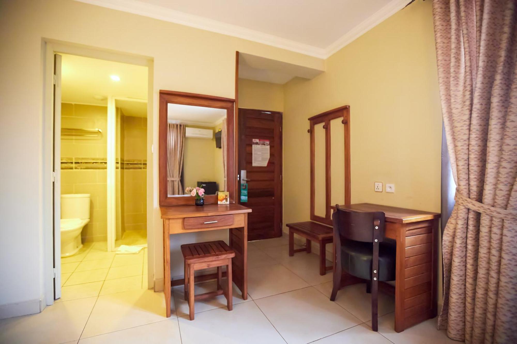 Anjary Hotel Antananarivo Bagian luar foto