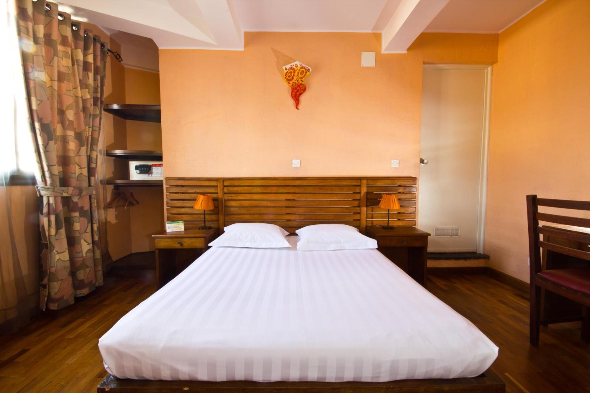 Anjary Hotel Antananarivo Ruang foto
